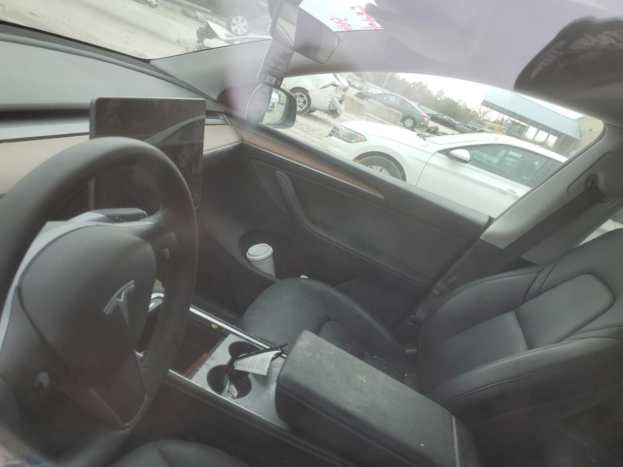 2024 Tesla Model Y VIN: 7SAYGAEE1RF066969 Lot: 91133185