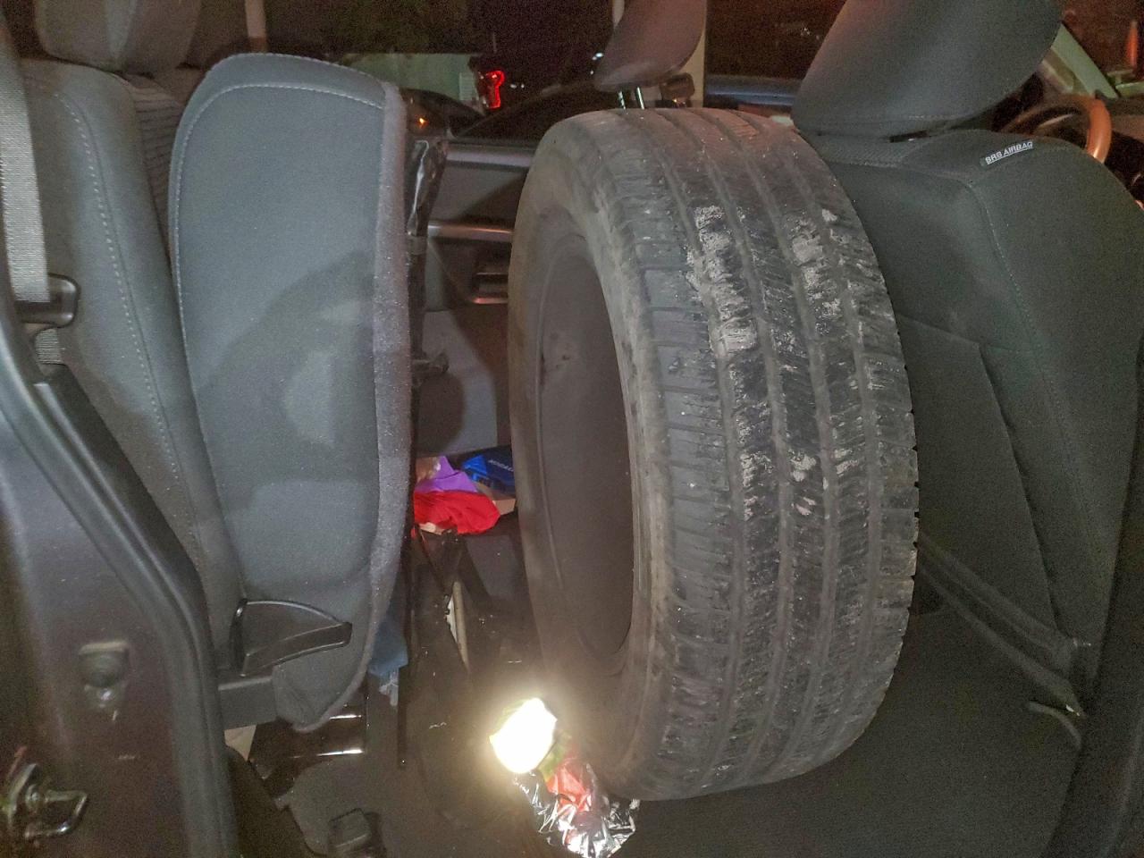 2015 Nissan Titan S VIN: 512673 Lot: 95319065