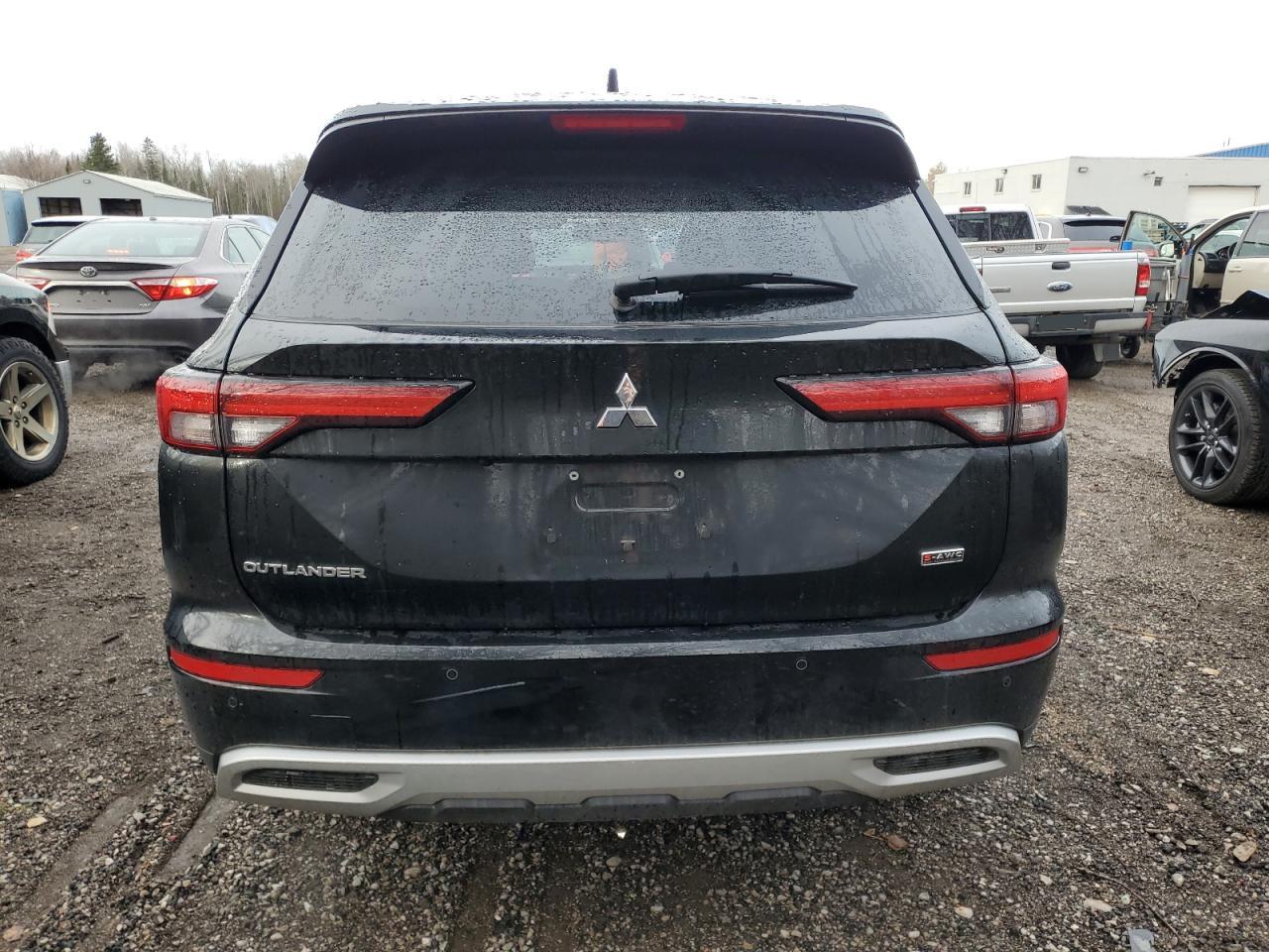 2024 Mitsubishi Outlander Se VIN: JA4J4VA88RZ636064 Lot: 92708405