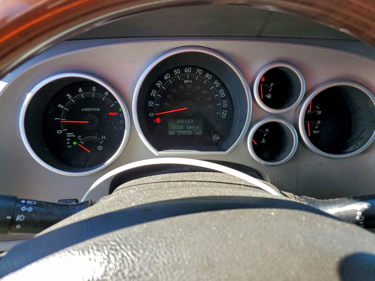 2011 Toyota Sequoia Platinum VIN: 5TDDW5G12BS043461 Lot: 94553895