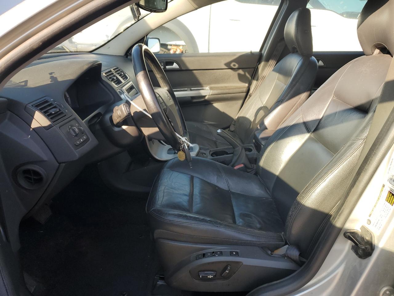 2005 Volvo V50 T5 VIN: YV1MJ682352060111 Lot: 90719335