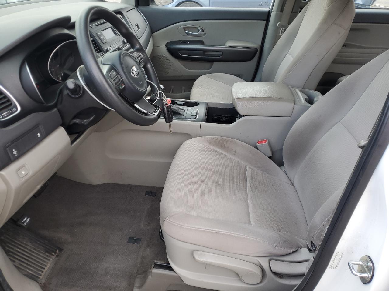 2015 Kia Sedona L VIN: KNDMA5C19F6049428 Lot: 90684155