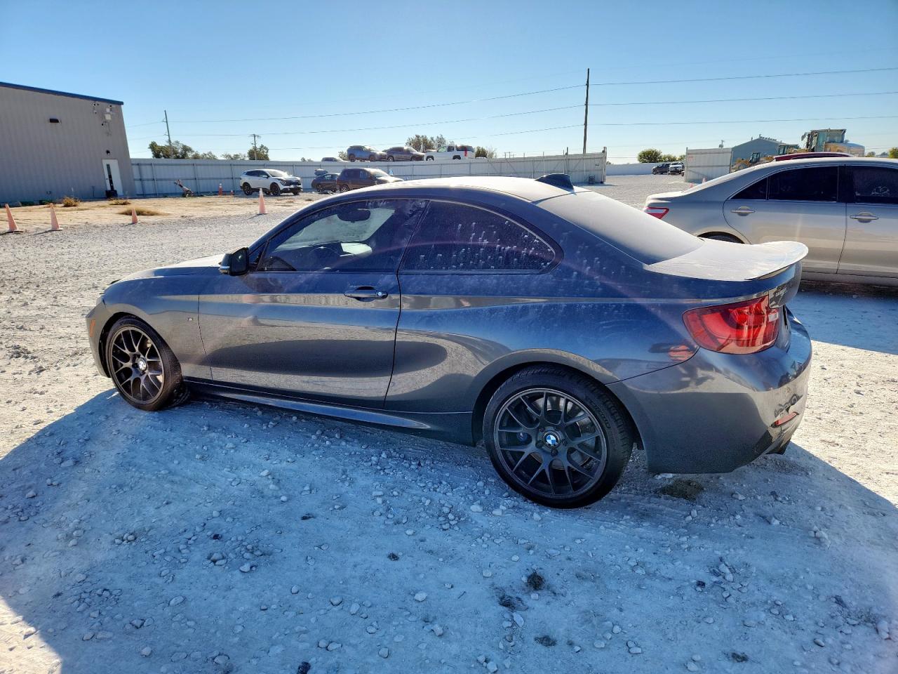 Фото: WBA1J7C5XEV253142