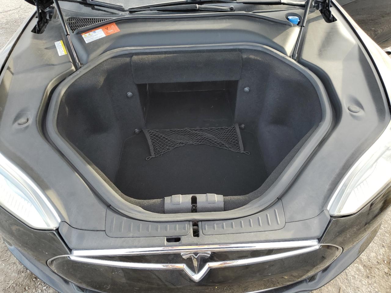 2015 Tesla Model S 85 VIN: 5YJSA1H1XFF083987 Lot: 91658665