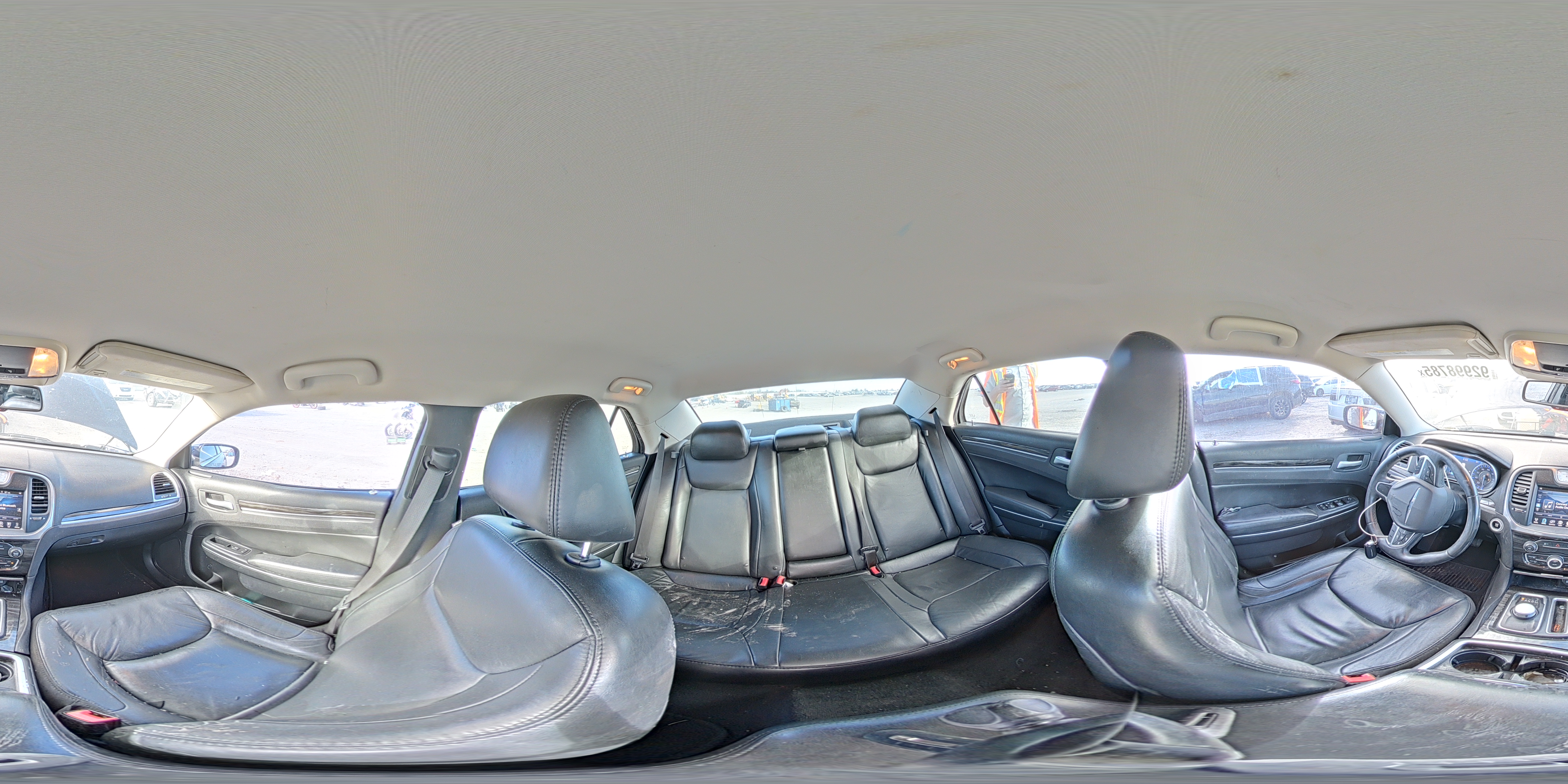 2016 Chrysler 300 Limited VIN: 2C3CCAAG2GH307928 Lot: 92998785