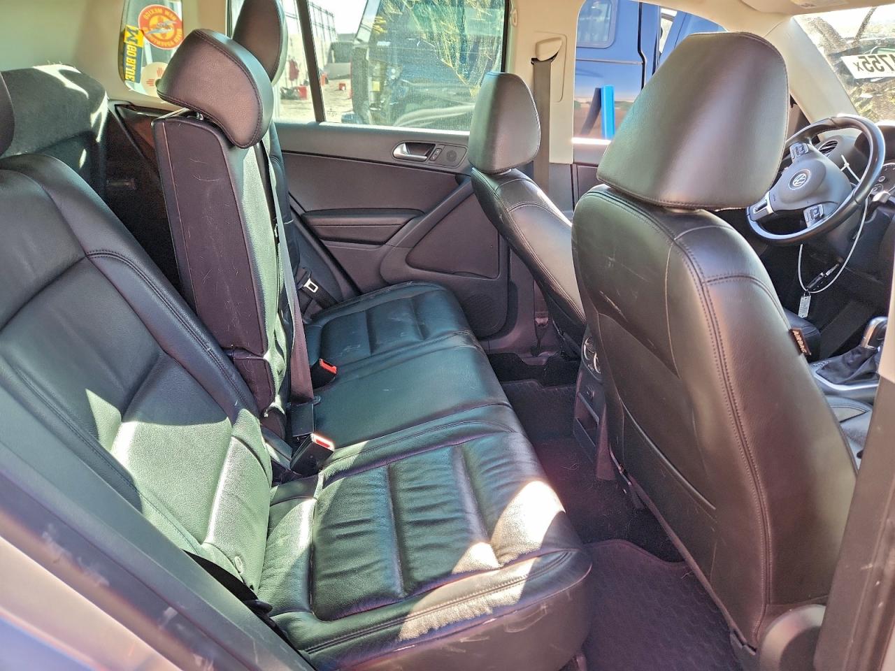 2017 Volkswagen Tiguan Sport VIN: WVGUV7AX7HW510387 Lot: 94194755