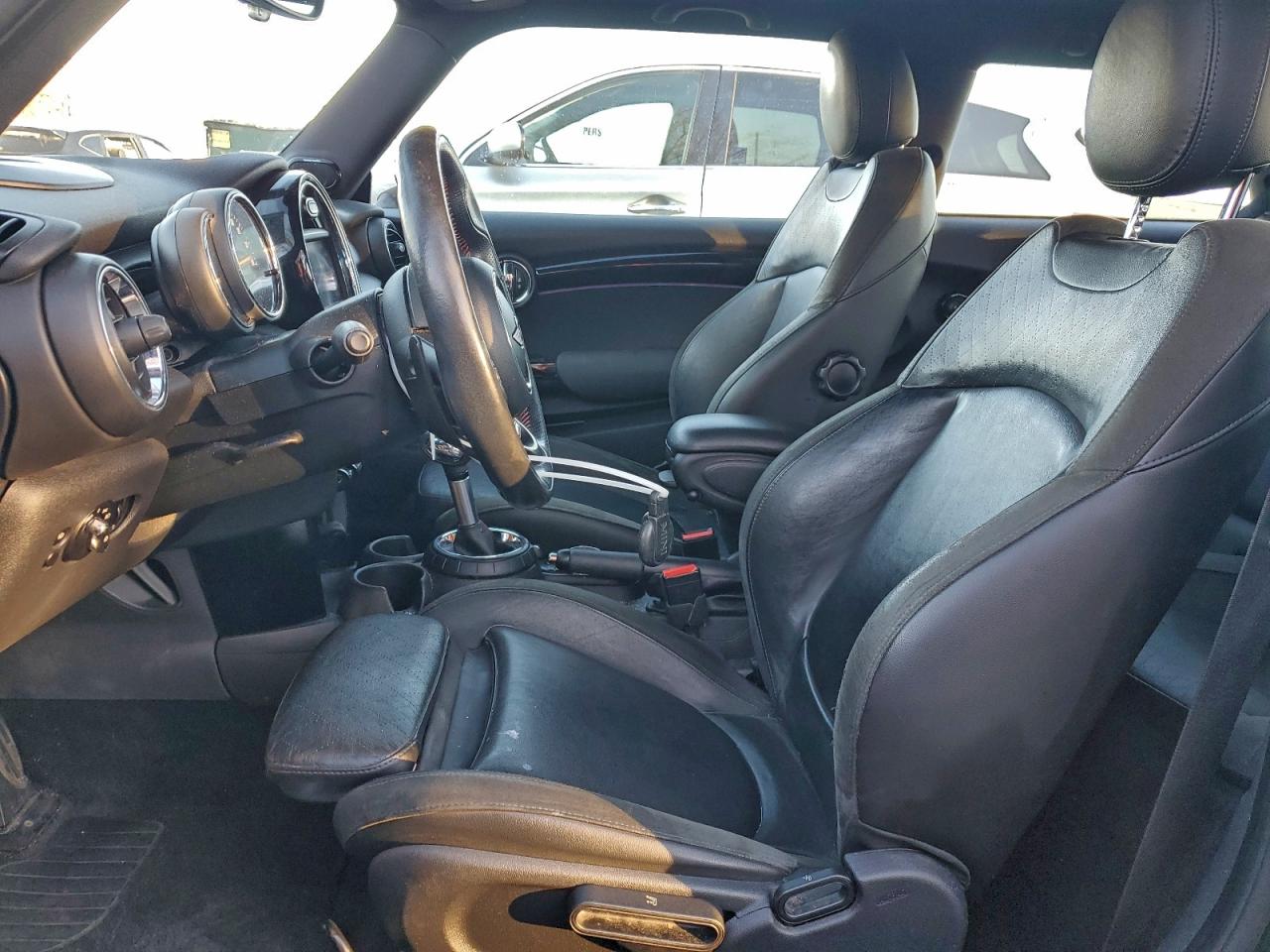 2016 Mini Cooper S VIN: WMWXP7C58G2A43929 Lot: 94250015