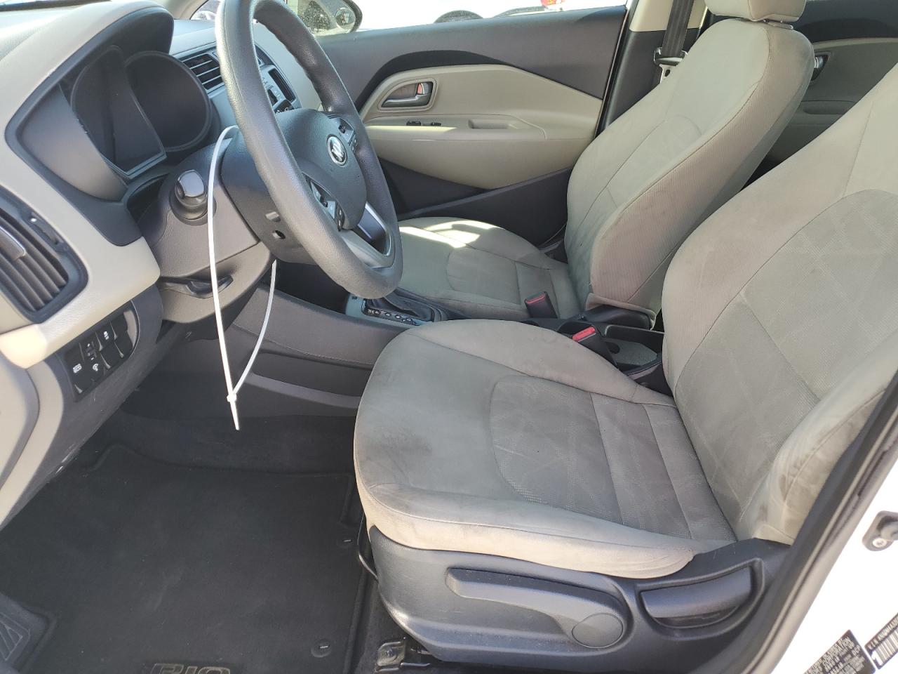 2014 Kia Rio Lx VIN: KNADM4A32E6353864 Lot: 92495505