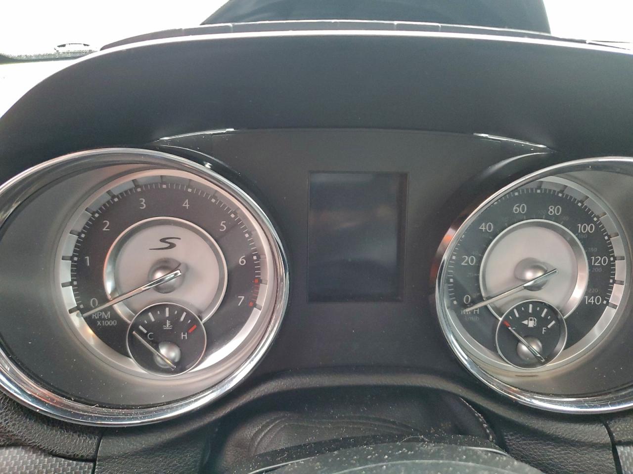 2014 Chrysler 300 S VIN: 340528 Lot: 91743945