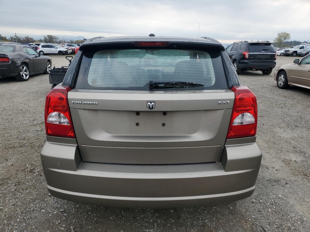 2008 Dodge Caliber Sxt VIN: 1B3HB48B28D695808 Lot: 92546685
