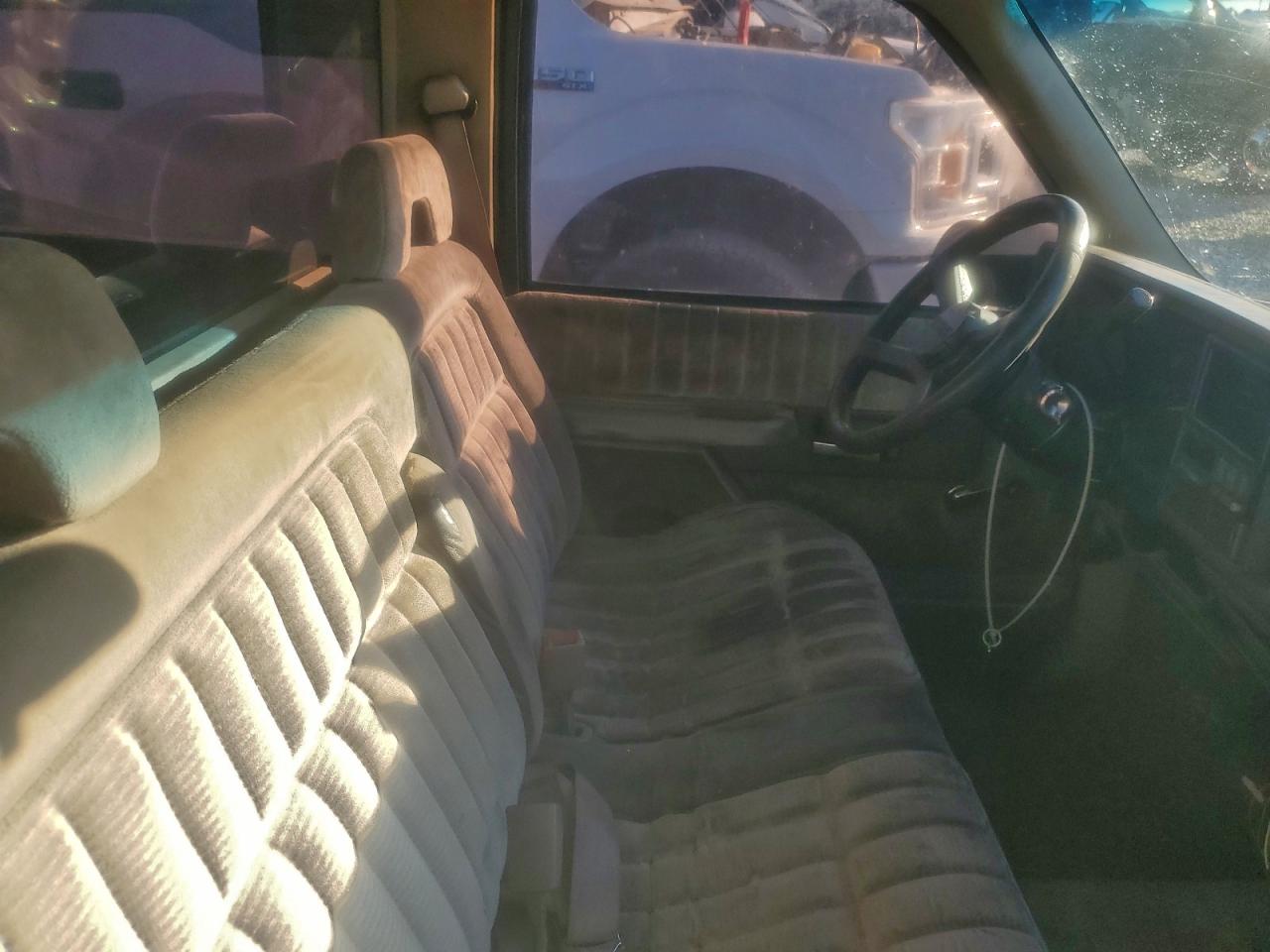 1993 Chevrolet Gmt-400 C1500 VIN: 1GCDC14Z5PZ103203 Lot: 92906835