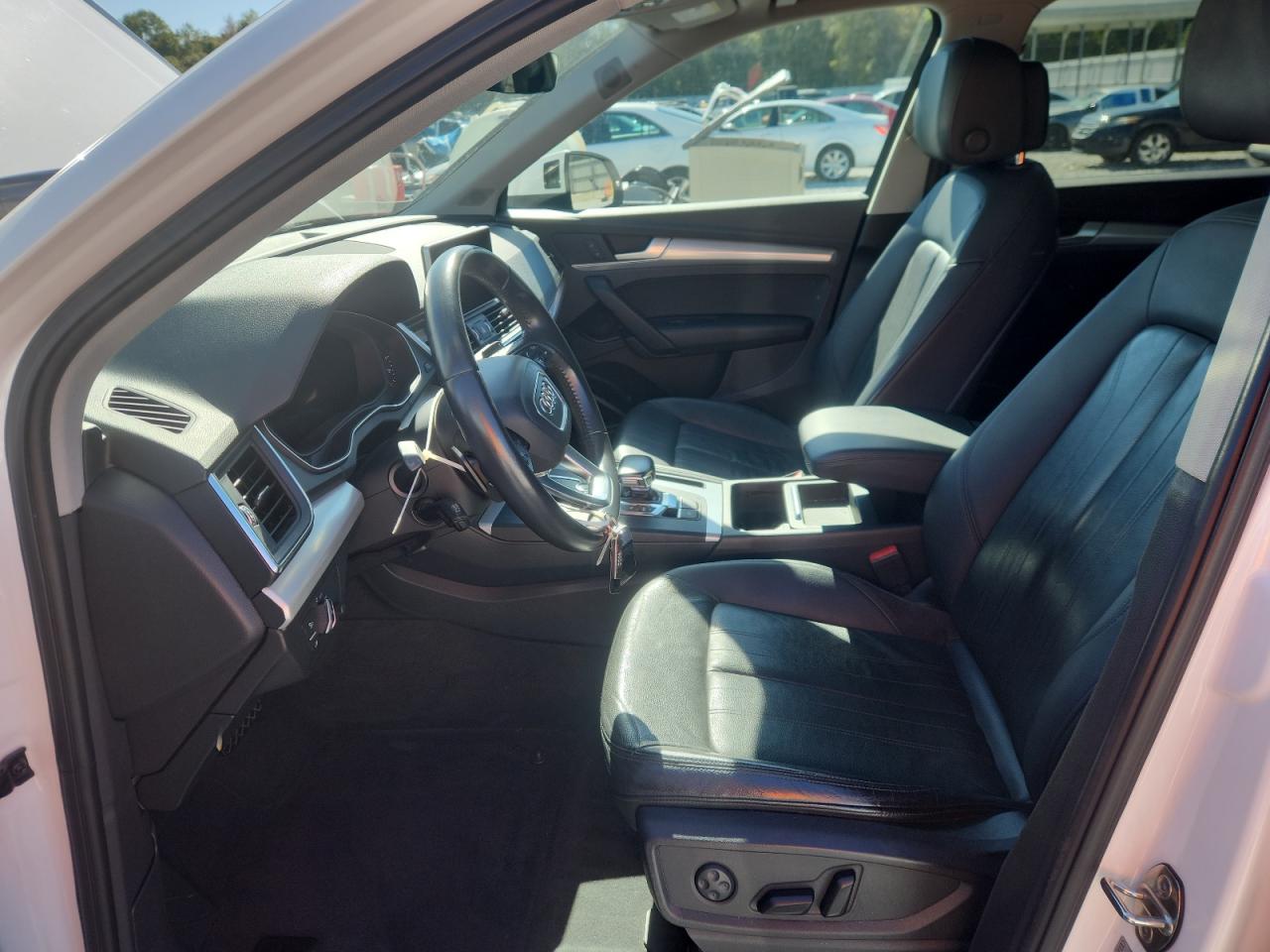 2018 Audi Q5 Premium Plus VIN: WA1BNAFY9J2057469 Lot: 90594365