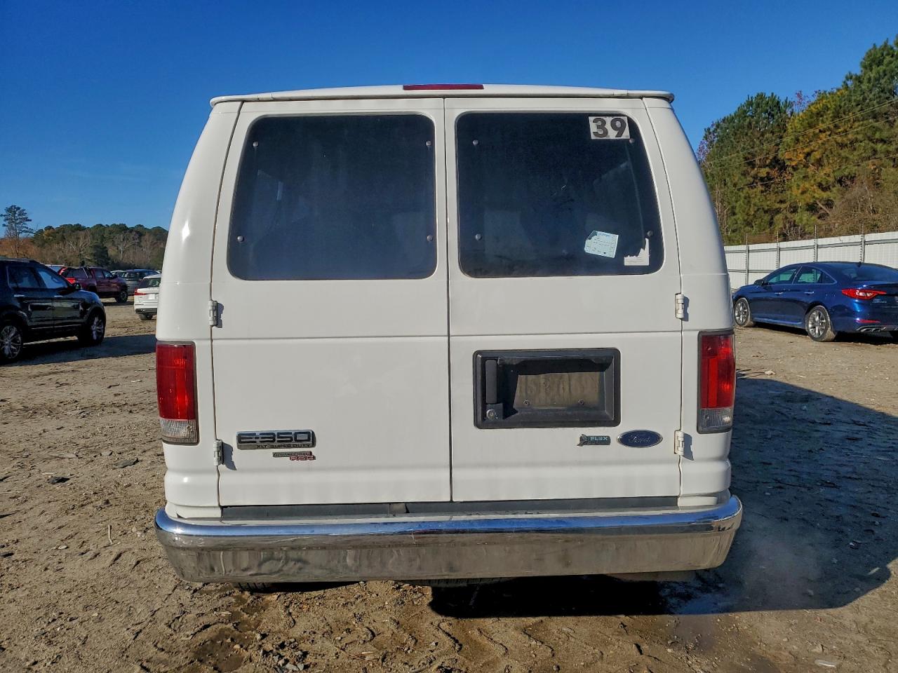 2013 Ford Econoline E350 Super Duty Wagon VIN: 1FBNE3BL6DDA02001 Lot: 94239435