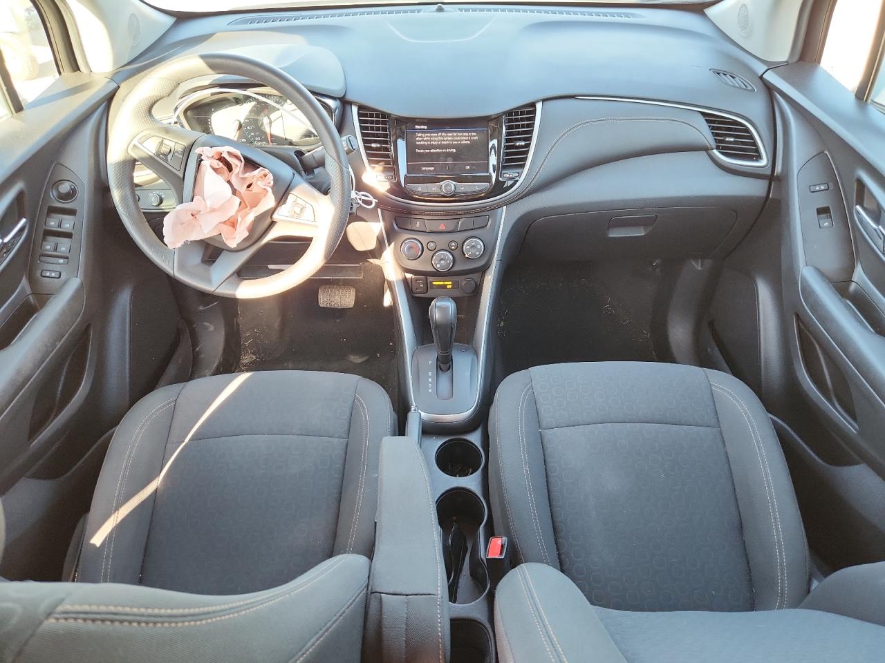 2021 Chevrolet Trax Ls VIN: KL7CJNSM1MB365821 Lot: 92386535