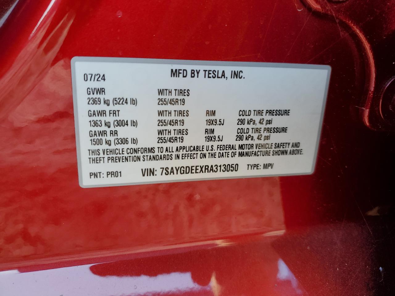 2024 Tesla Model Y VIN: 7SAYGDEEXRA313050 Lot: 92929775