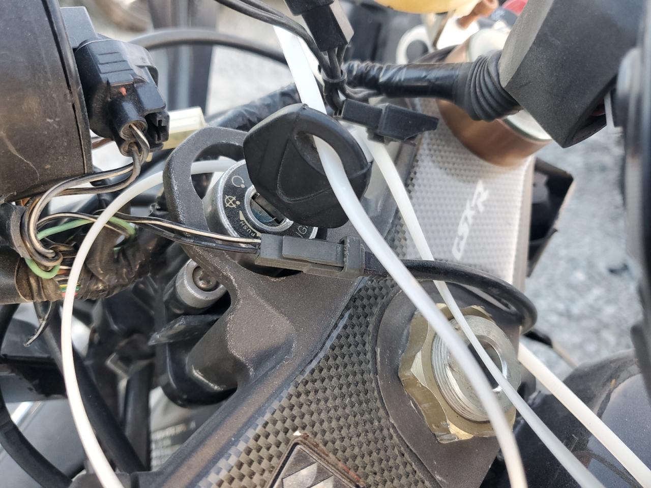 2005 Suzuki Gsx-R1000 VIN: JS1GT76A552108439 Lot: 91574925