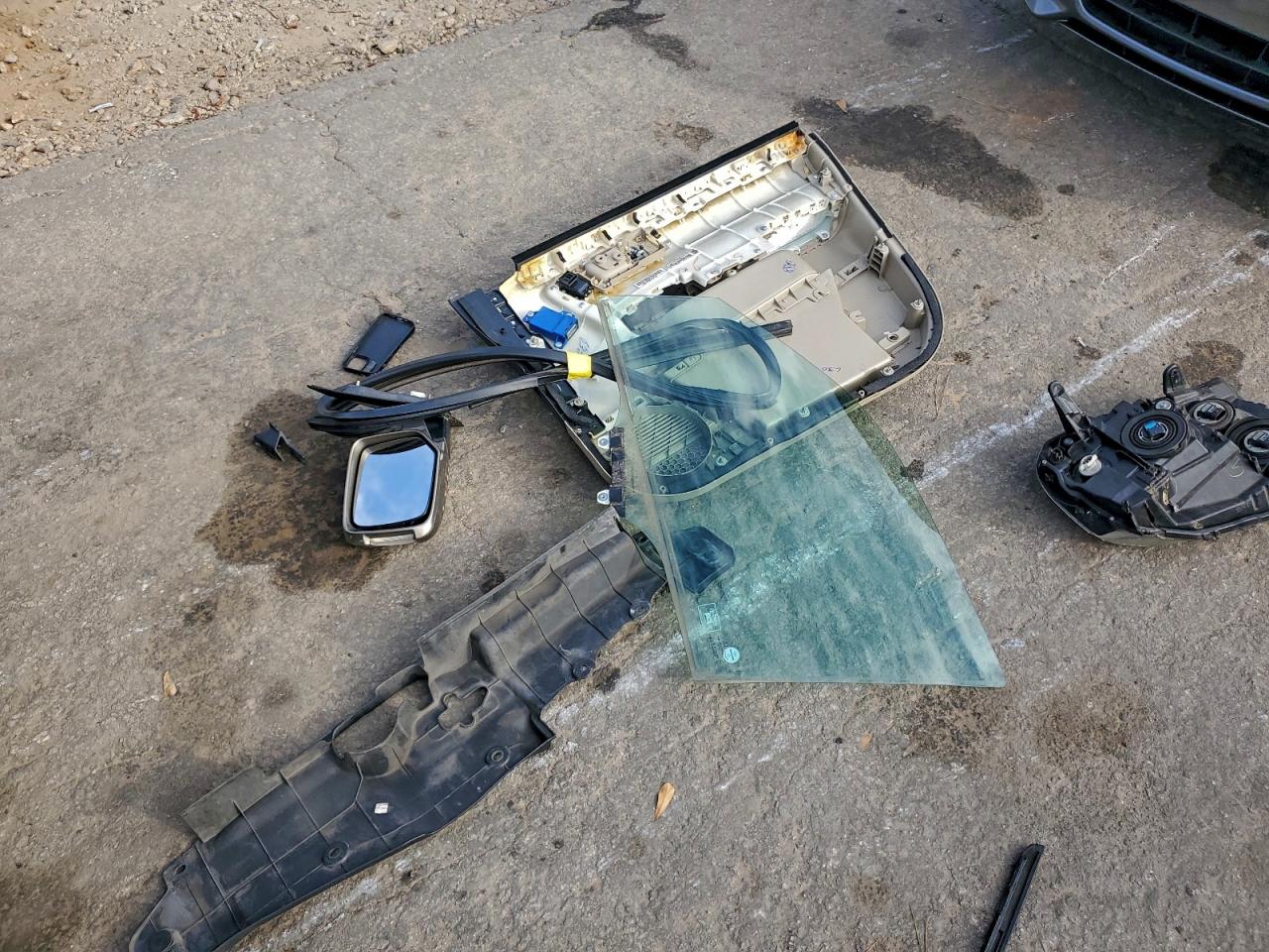 2011 Honda Pilot Touring VIN: 5FNYF4H90BB008924 Lot: 93128975