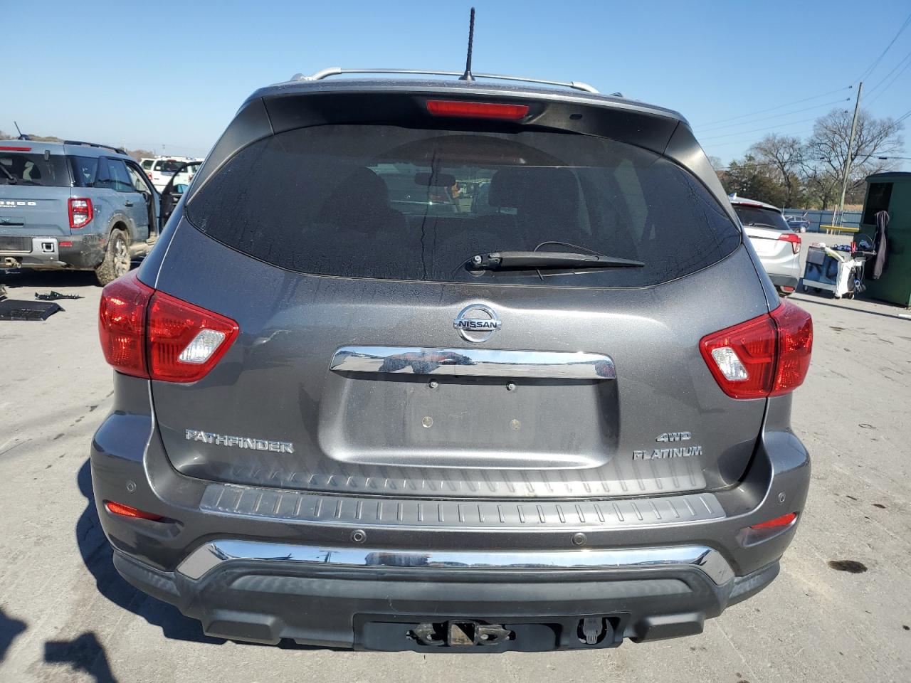 2018 Nissan Pathfinder S VIN: 5N1DR2MM3JC655832 Lot: 92684135