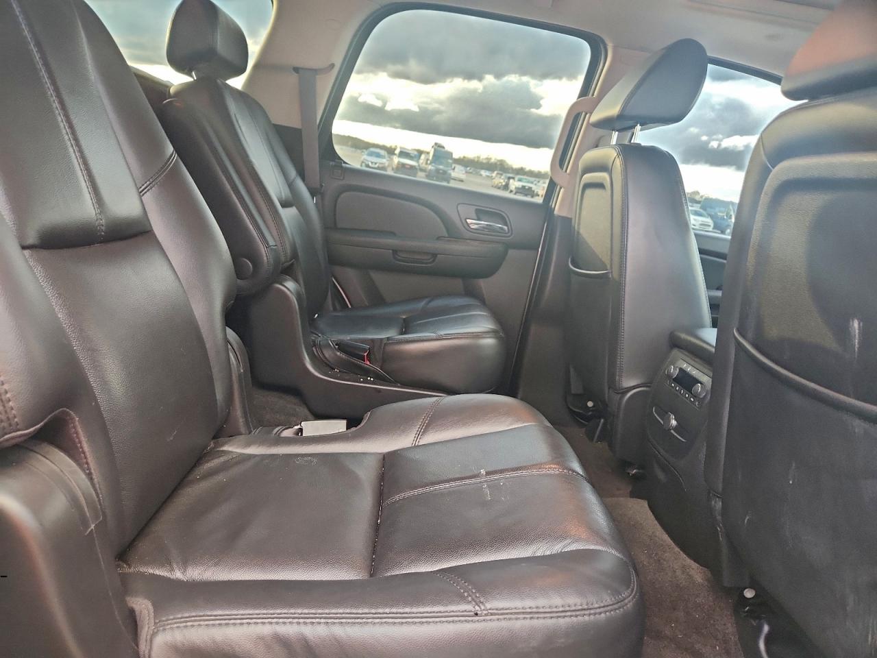 2007 Chevrolet Tahoe C1500 VIN: 1GNFC13047J352254 Lot: 94534545