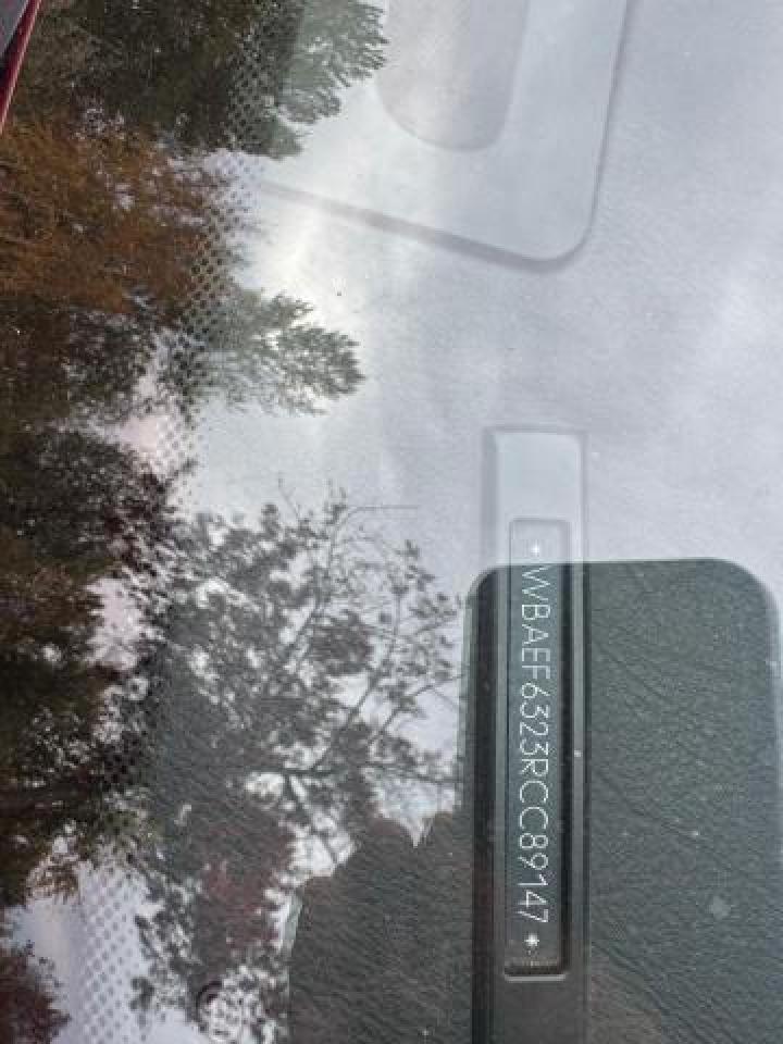 Фото: WBAEF6323RCC89147