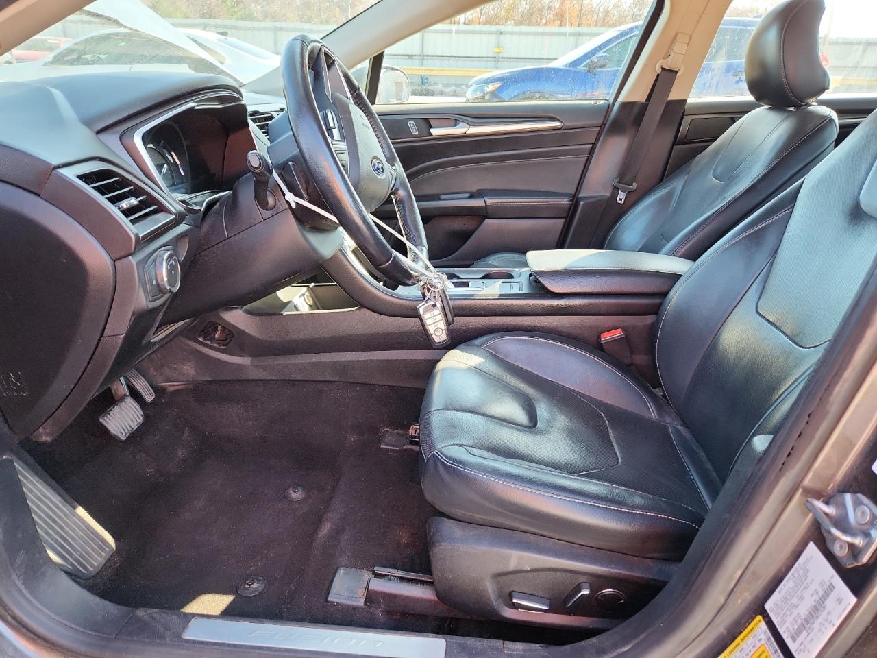 2019 Ford Fusion Titanium VIN: 3FA6P0K93KR270284 Lot: 92329335