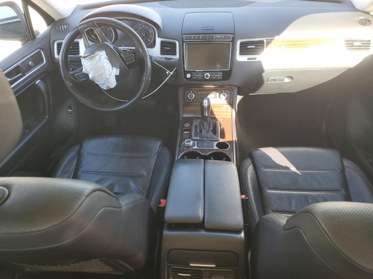 2016 Volkswagen Touareg Tdi VIN: WVGEP9BP1GD001818 Lot: 92247195