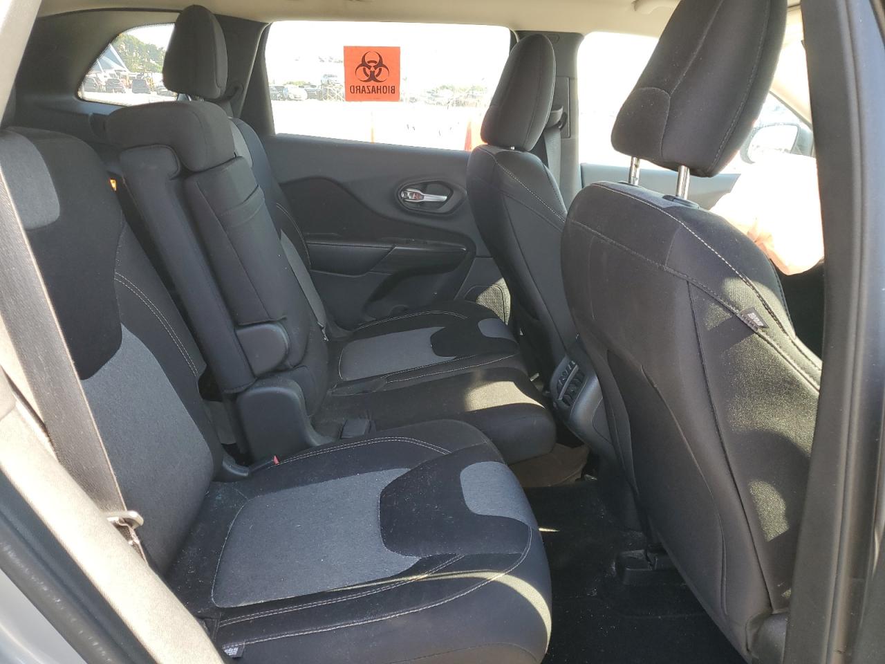 2015 Jeep Cherokee Sport VIN: 1C4PJLAB7FW707017 Lot: 92462705