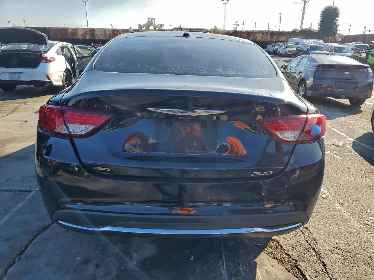 2015 Chrysler 200 Limited VIN: 1C3CCCAB7FN705142 Lot: 93686085