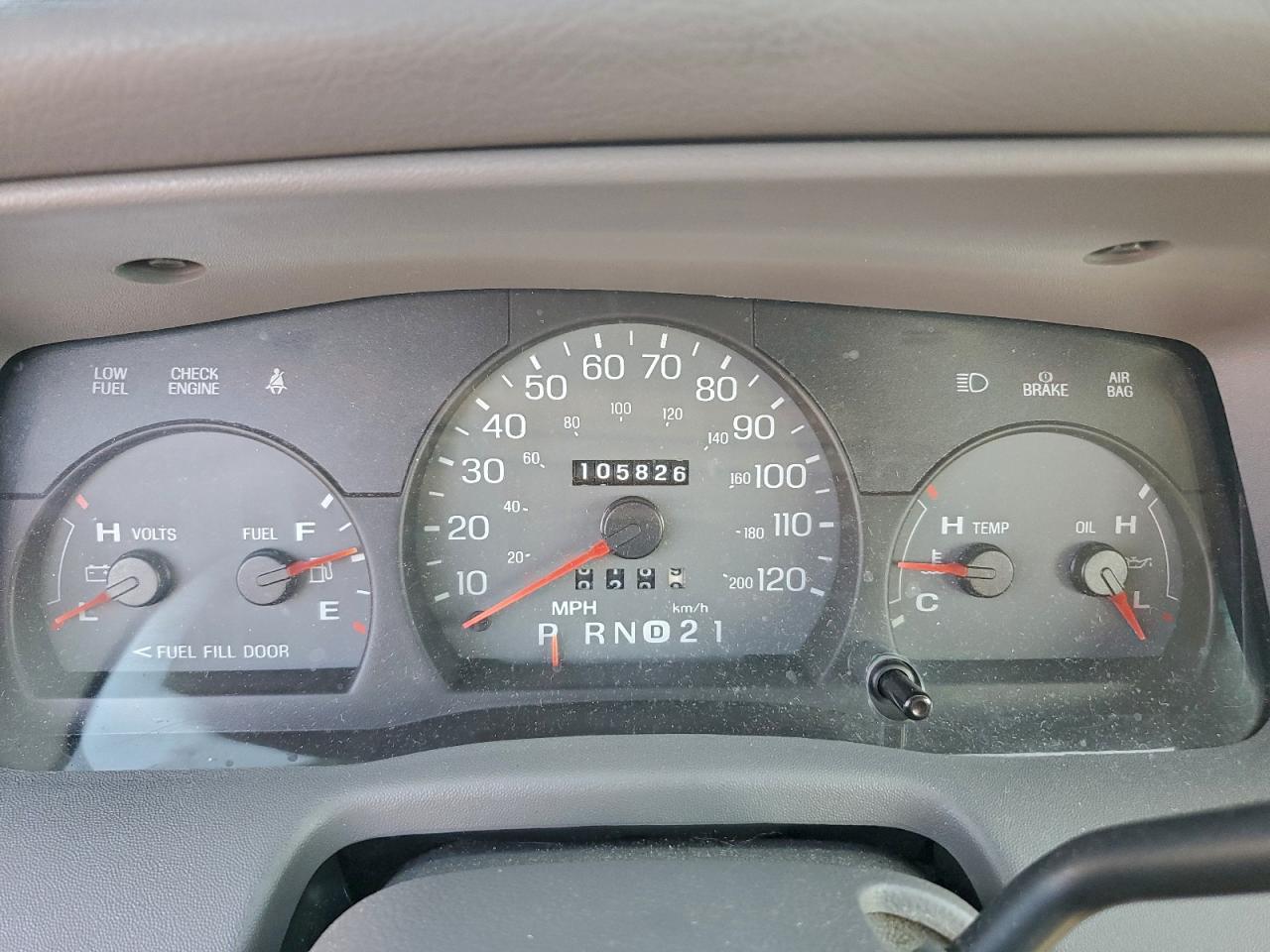 2002 Mercury Grand Marquis Ls VIN: 2MEFM75W62X638518 Lot: 92668025