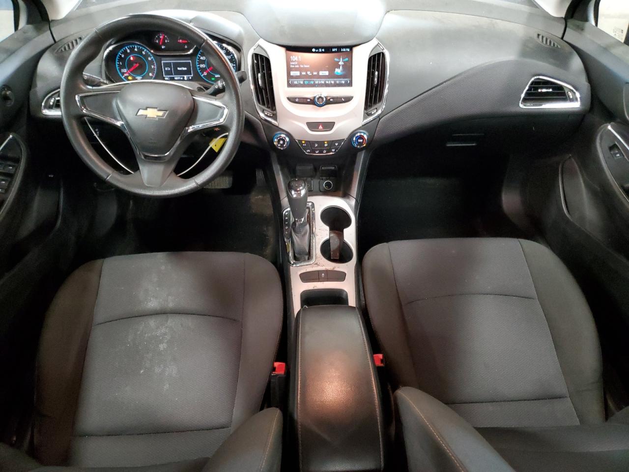 2018 Chevrolet Cruze Ls VIN: 1G1BC5SM2J7149511 Lot: 92634985