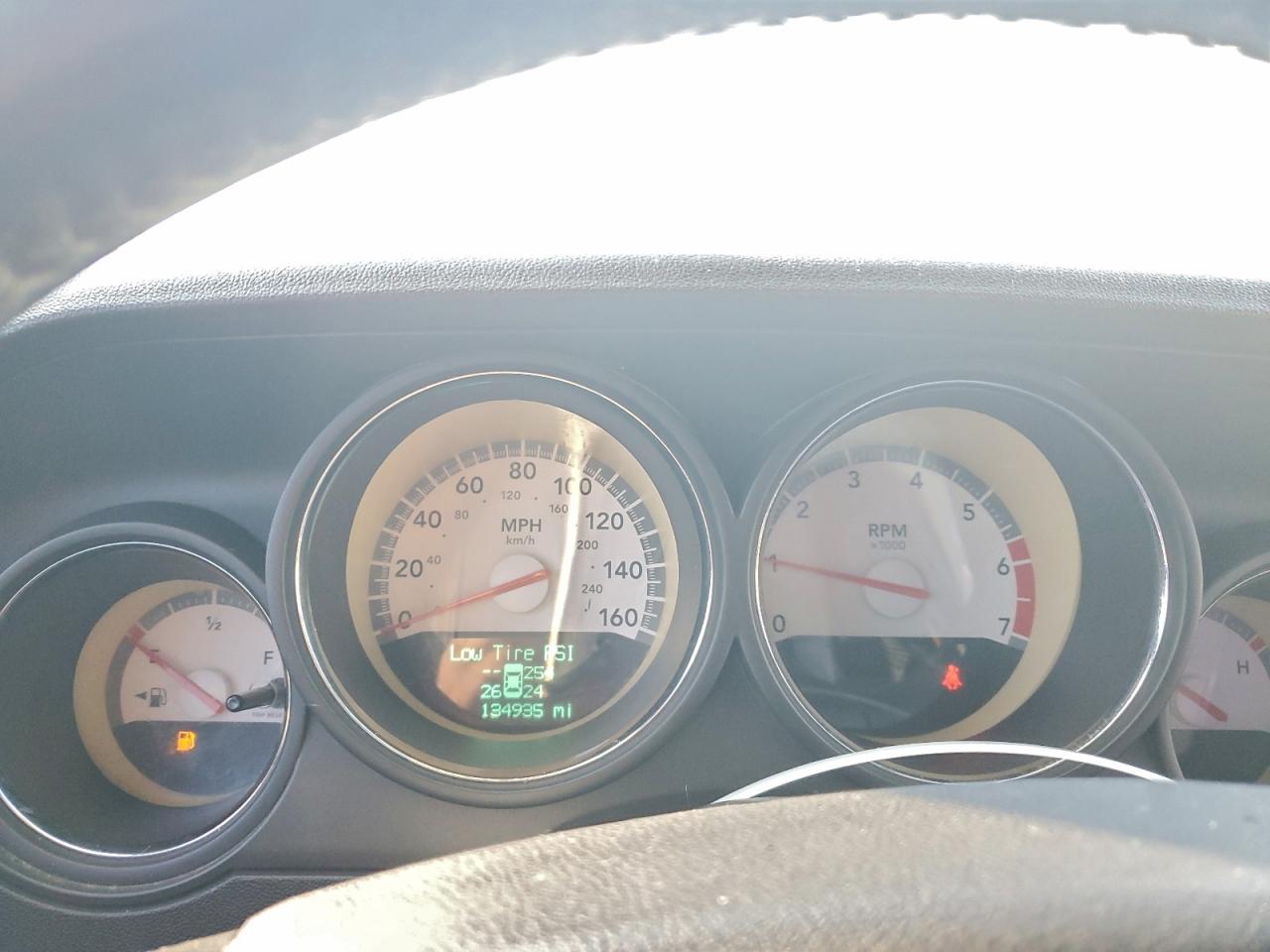 2010 Dodge Challenger R/T VIN: 2B3CJ5DTXAH190240 Lot: 94117105