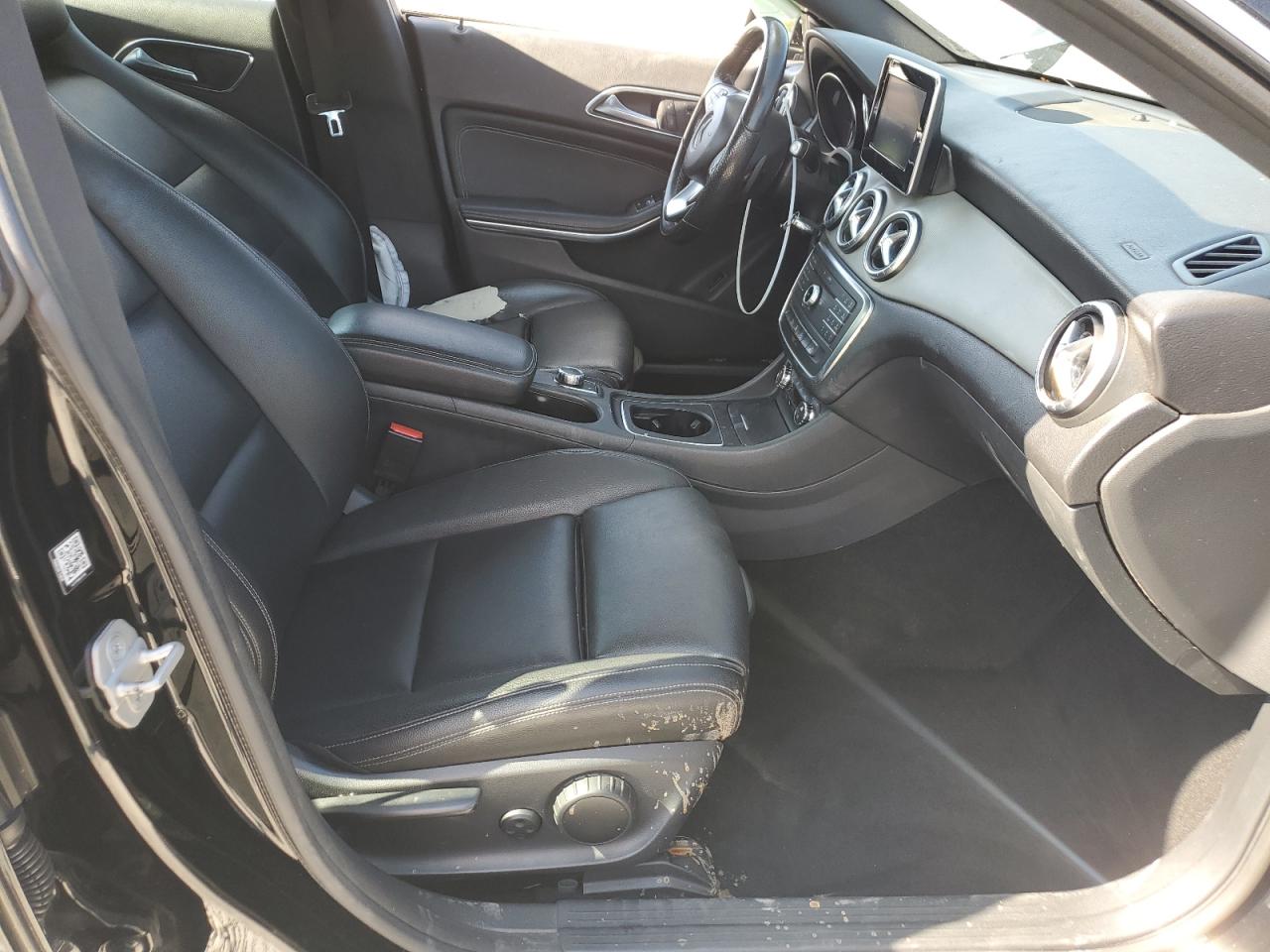 2016 Mercedes-Benz Cla 250 VIN: WDDSJ4EB7GN323049 Lot: 93269205