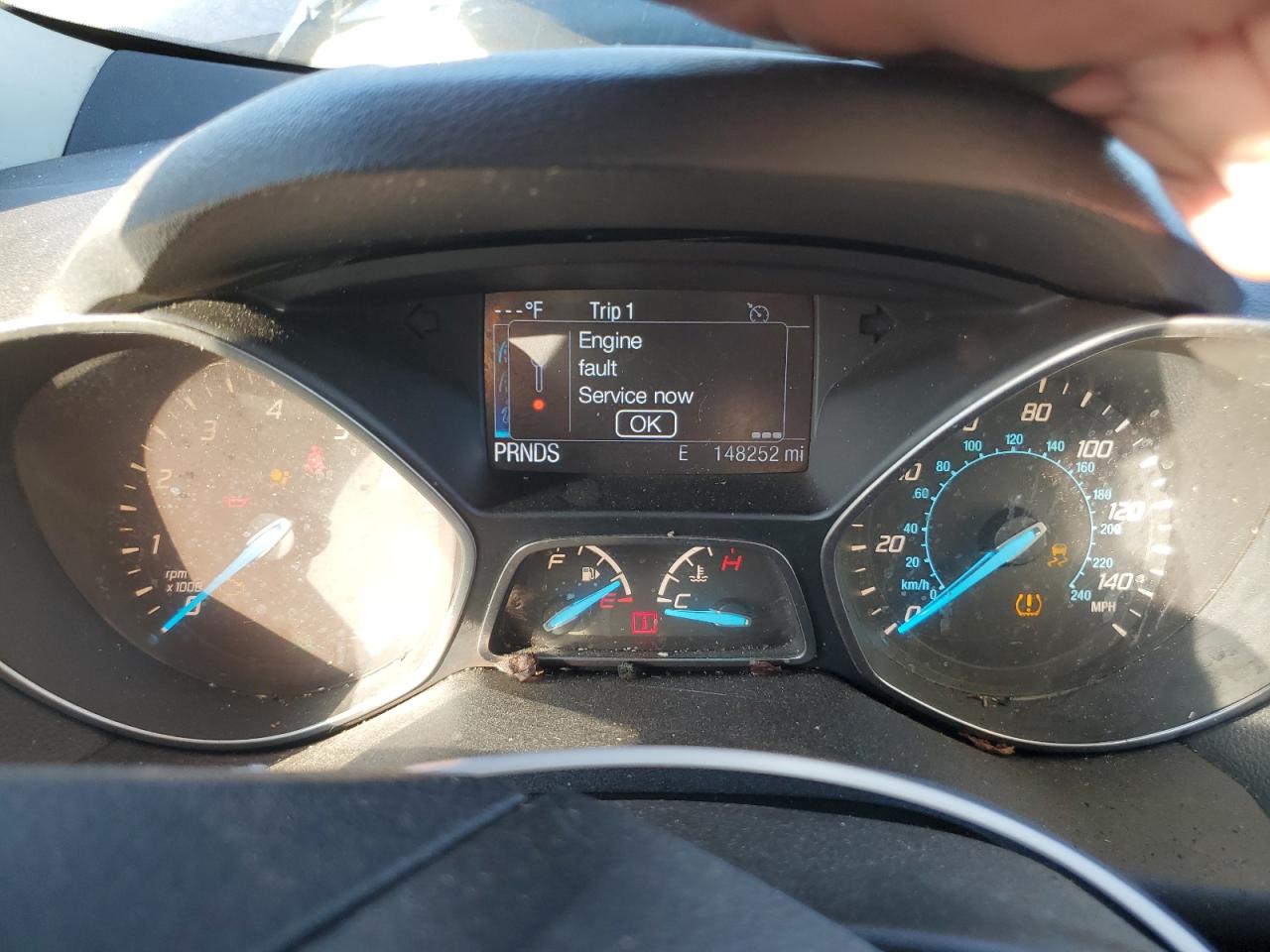 2015 Ford Escape S VIN: 1FMCU0F7XFUC00905 Lot: 92135575