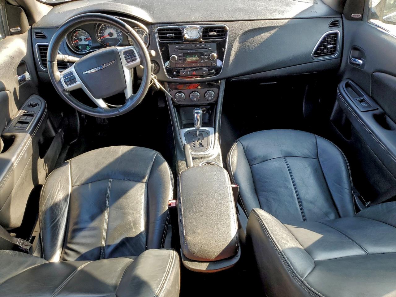 2013 Chrysler 200 Limited VIN: 1C3CCBCG5DN601782 Lot: 93871585