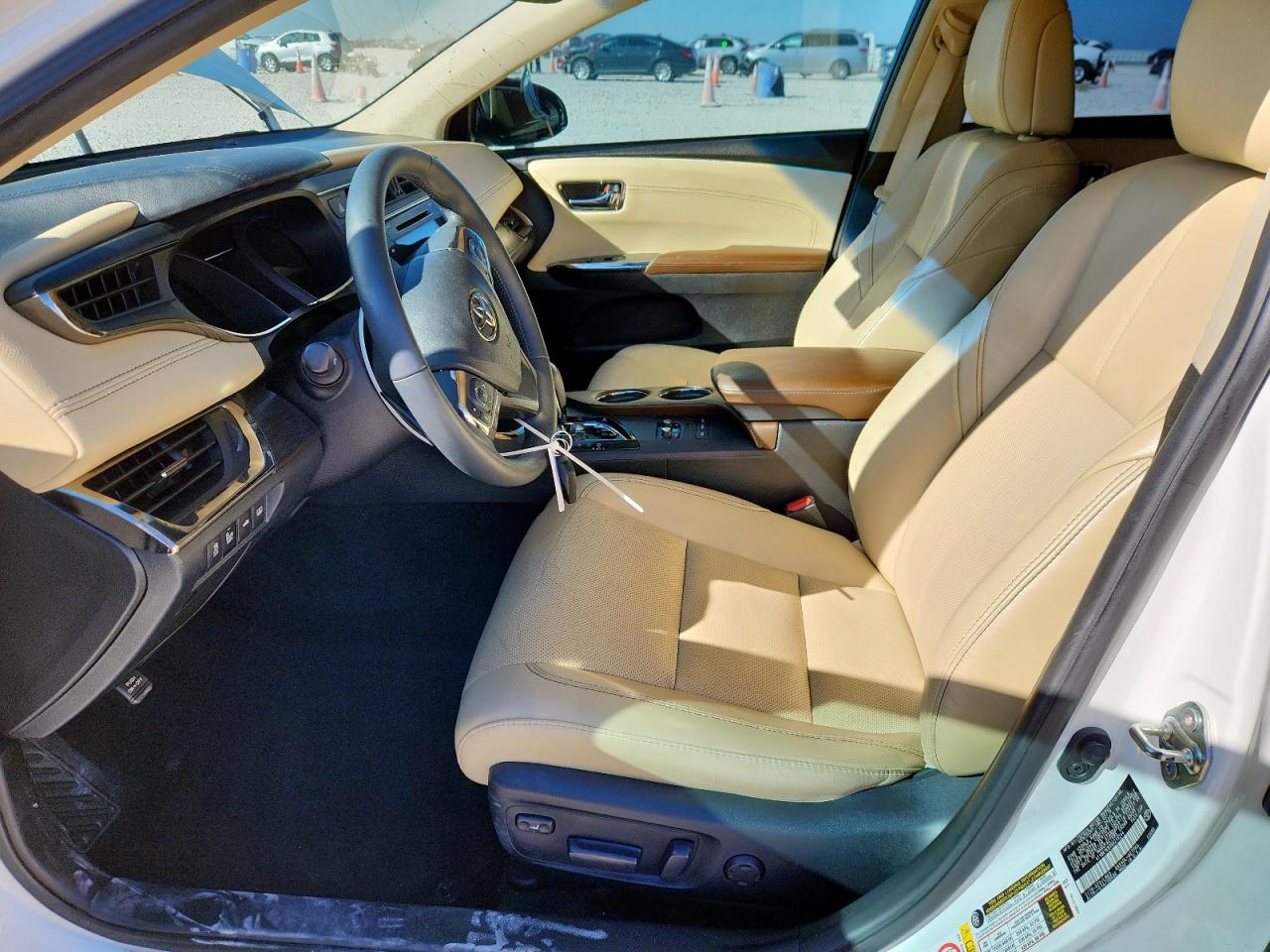 2016 Toyota Avalon Xle VIN: 4T1BK1EB3GU215244 Lot: 91300005