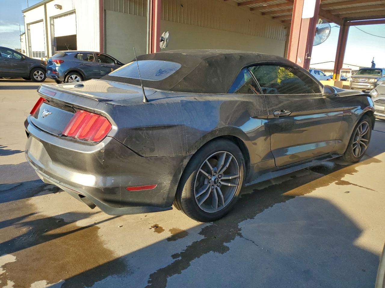 2016 Ford Mustang VIN: 1FATP8UHXG5310084 Lot: 92109255