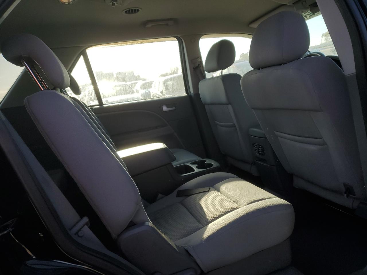 2005 Ford Freestyle Sel VIN: 1FMZK02195GA14366 Lot: 92464655