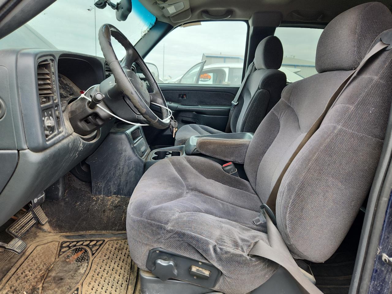 2000 GMC New Sierra K1500 VIN: 1GTEK19T7YZ290330 Lot: 93110915