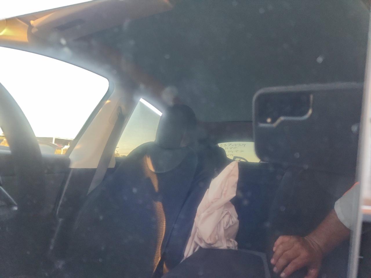 2024 Tesla Model Y VIN: 7SAYGDED3RF111807 Lot: 94389745