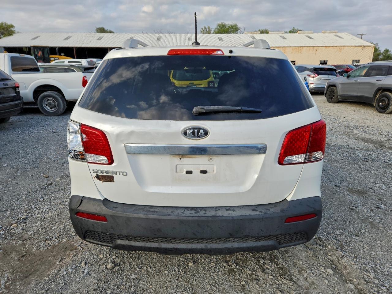 2013 Kia Sorento Lx VIN: 5XYKT4A27DG375746 Lot: 92752885