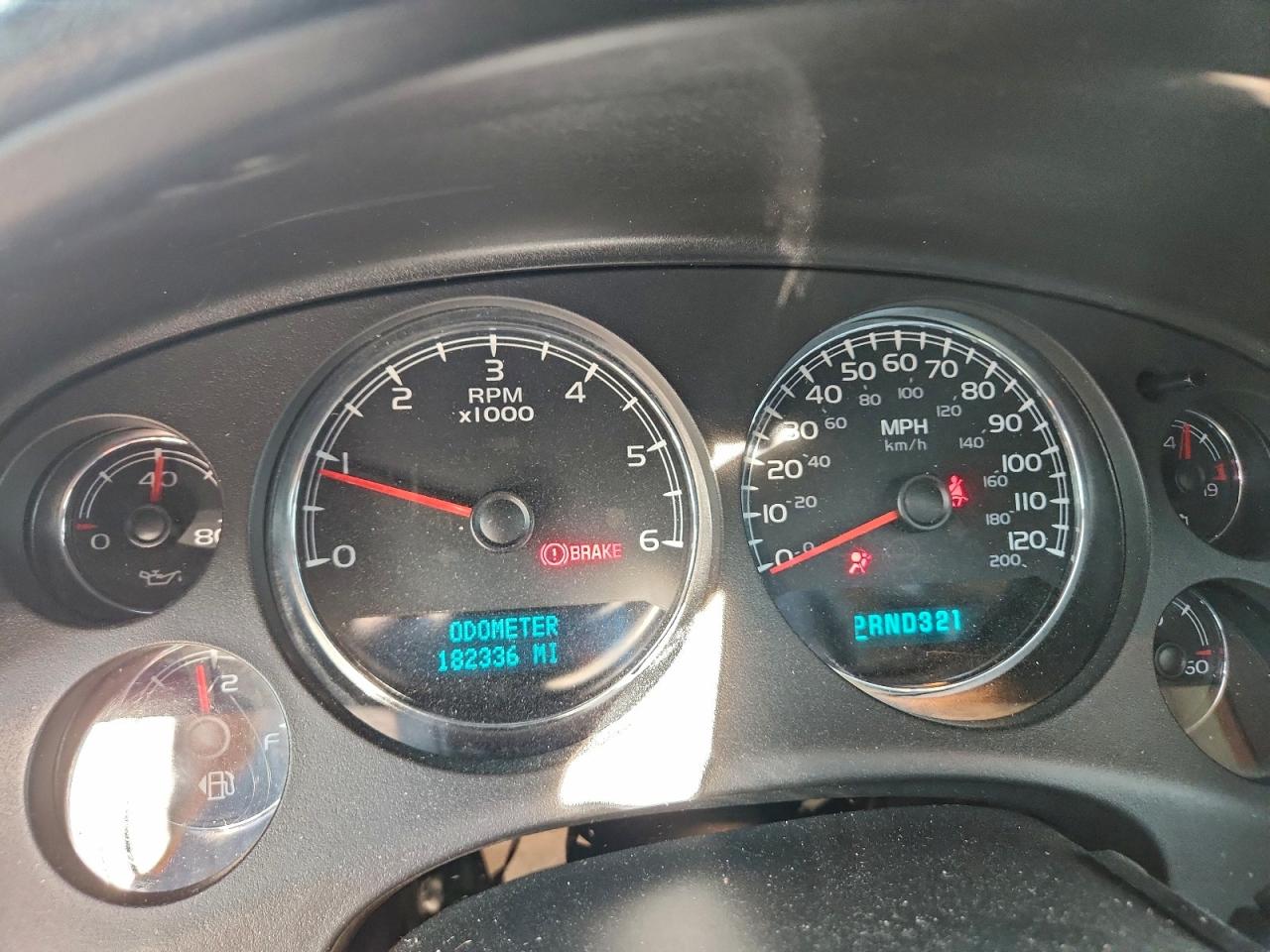 2007 GMC Yukon VIN: 1GKFK13007J239577 Lot: 94090485