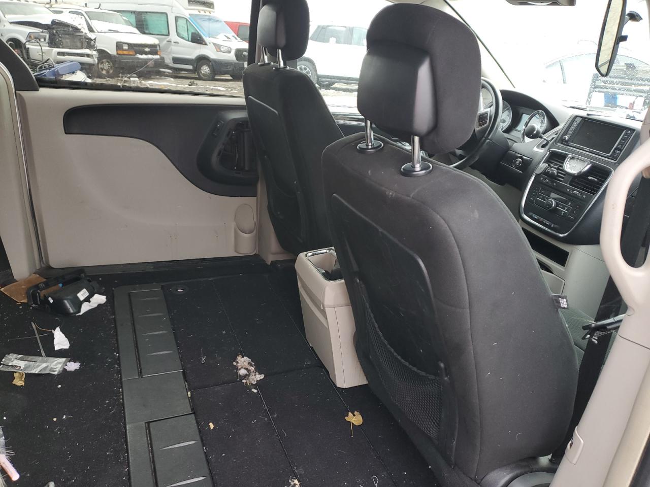 2011 Chrysler Town & Country Touring VIN: 2A4RR5DG7BR798548 Lot: 92235675