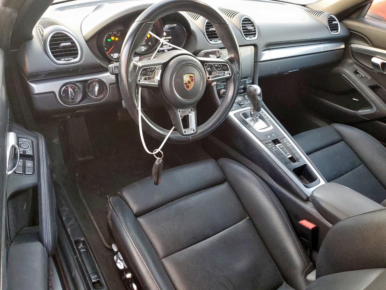 2018 Porsche Boxster VIN: WP0CA2A8XJS210217 Lot: 92883315