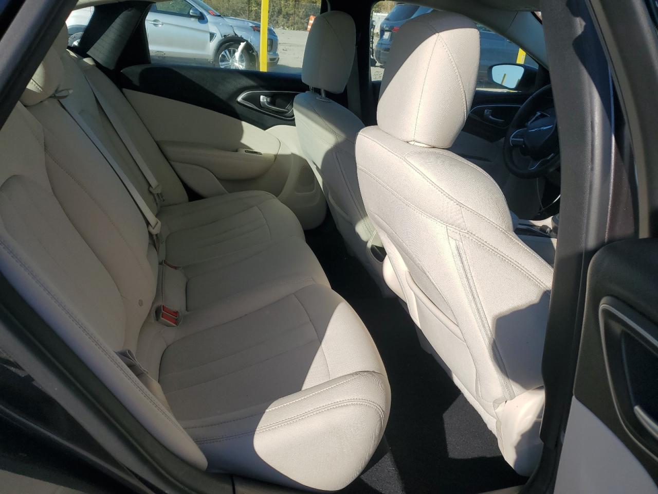 2016 Chrysler 200 Limited VIN: 1C3CCCAB0GN100025 Lot: 91164095