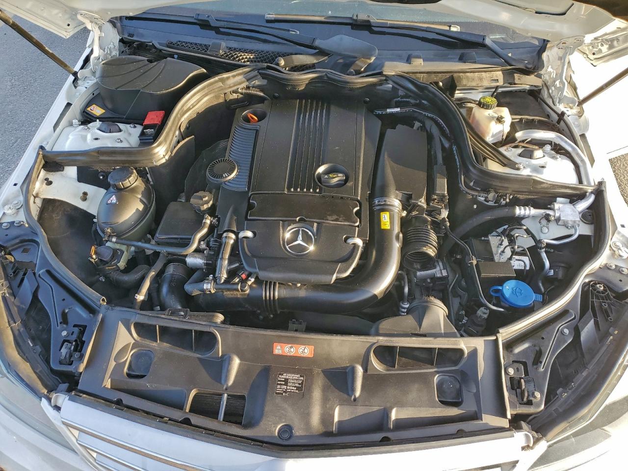 2013 Mercedes-Benz C 250 VIN: WDDGF4HB6DA843586 Lot: 94492245