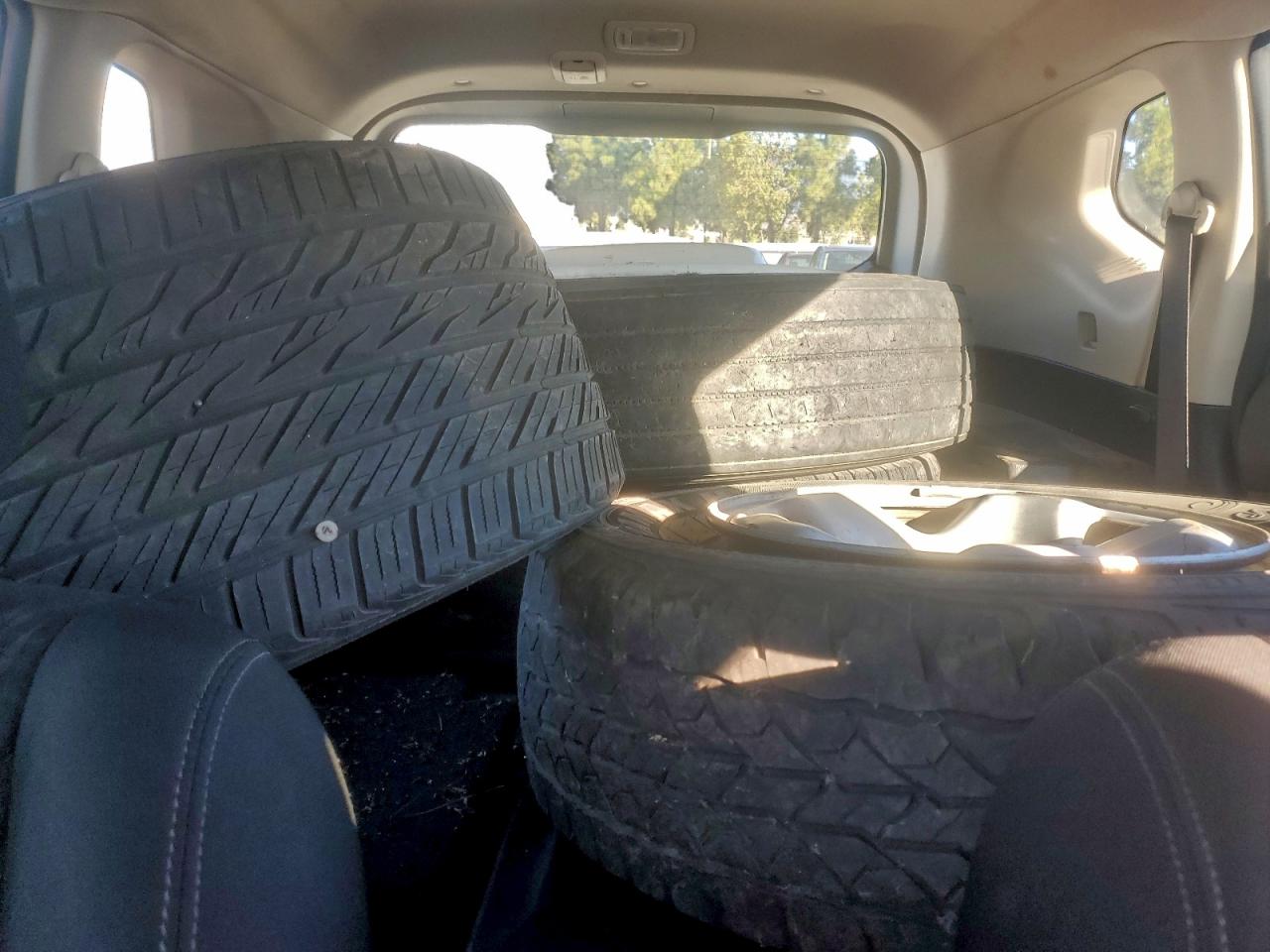 2020 Nissan Rogue S VIN: KNMAT2MTXLP518608 Lot: 94536135