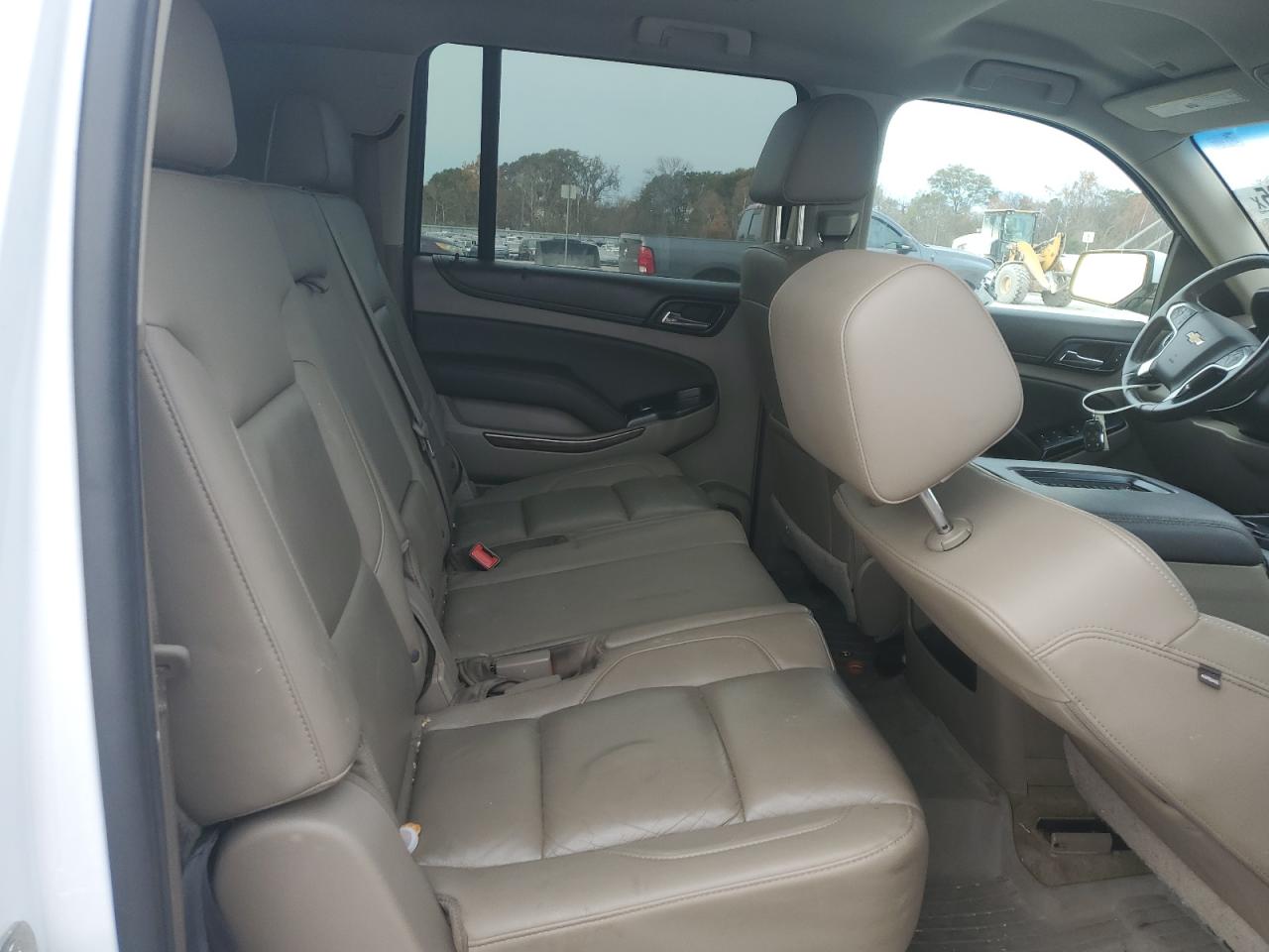 2016 Chevrolet Suburban C1500 Lt VIN: 1GNSCHKCXGR456588 Lot: 93849465