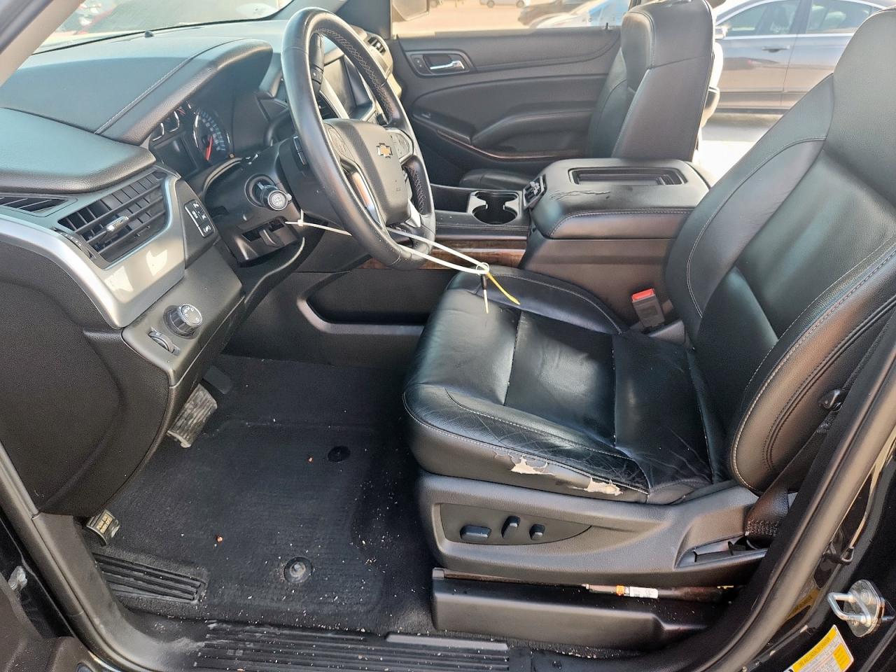 2019 Chevrolet Suburban C1500 Lt VIN: 1GNSCHKC3KR178657 Lot: 93201625