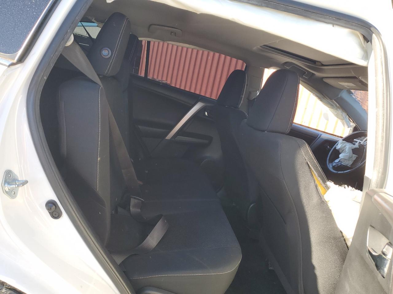 2017 Toyota Rav4 Xle VIN: JTMWFREV5HD103128 Lot: 92532355