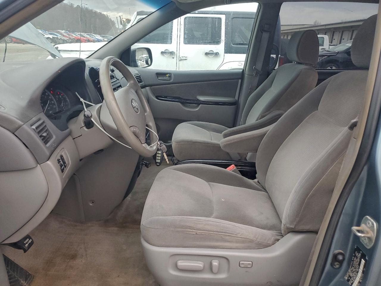 2005 Toyota Sienna Le VIN: 5TDBA23C85S050401 Lot: 93431905